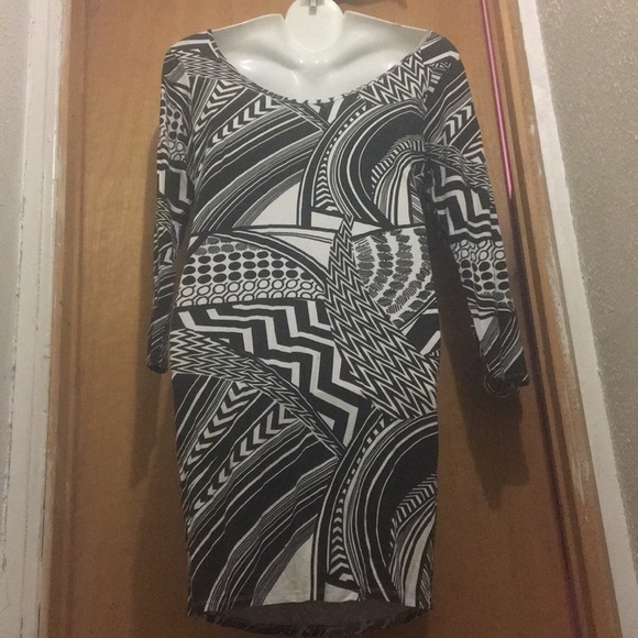 ASOS Curve black and white dress - Picture 3 of 4